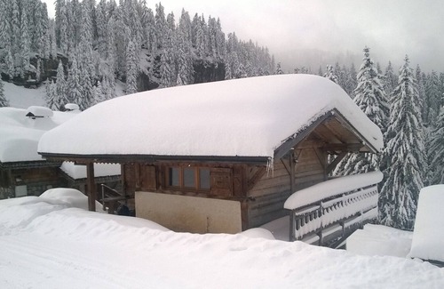 Les Lindarets Chalet De Ski | « Le Cabri », Chalet sur les pistes