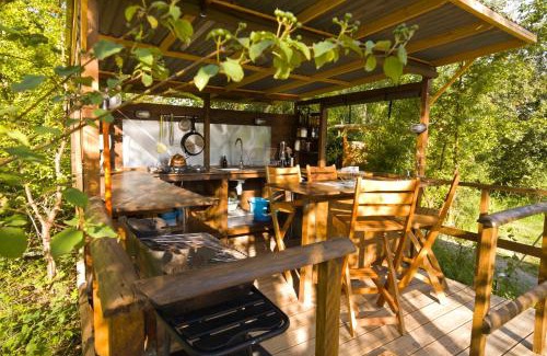 Varen Autre | Le Camp