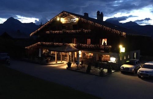 Crest-Voland Hôtel | Le Caprice Des Neiges