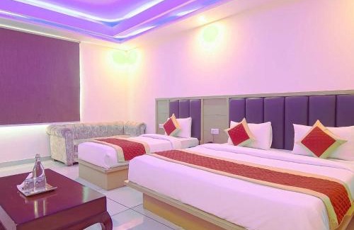 Paharganj Lit Et Petit-Déjeuner | LE - CASHEW By 2 Minute Walking New Delhi Railway Station - Metro Station Main Road Building