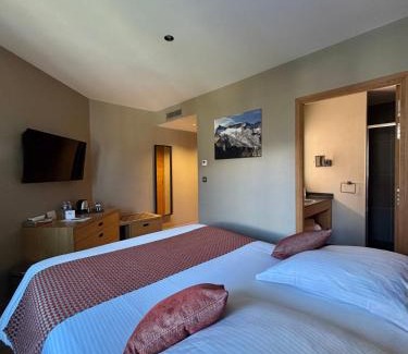Bagneres-de-Luchon Hôtel | LE CASTEL D'ALTI