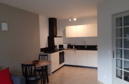 Vaison-la-Romaine Appartement | LE CEDRE ** appartement calme avec loggia et garage à 5mn à pied du centre-ville