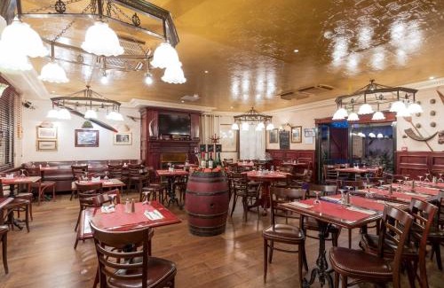 Le Thillay Hôtel | Le Celtic