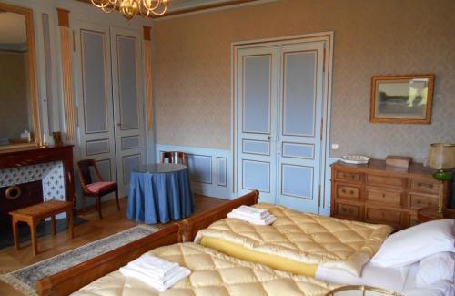 Parigny Lit Et Petit-Déjeuner | Le Château d'Ailly