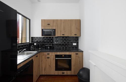 Beaupreau Appartement | Le Château de ma mère - Wifi ,Linge, Vue Château