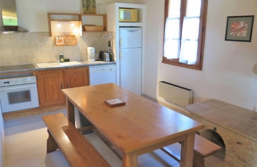 Blanquefort-sur-Briolance Maison | Le Châtaignier by Interhome