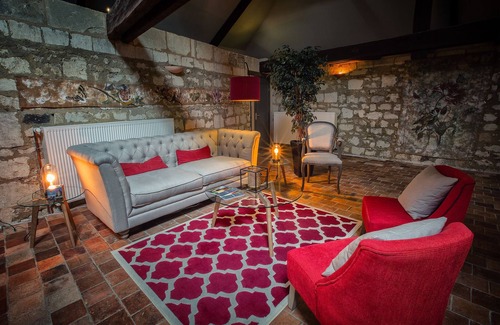 Le Puy-Notre-Dame Hôtel | Le Chai de la Paleine
