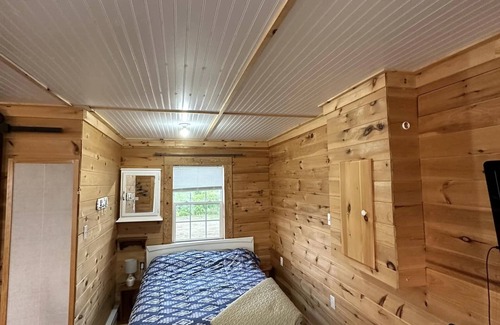 Chiasson Chalet De Ski | Le Chalet Bleu à Shippagan