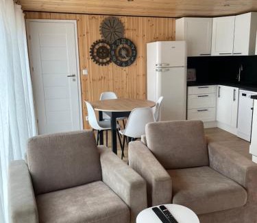 Biville-sur-Mer Chalet De Ski | Le Chalet d'Amélia
