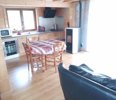 Cernans Chalet De Ski | Le Chalet des Comtois