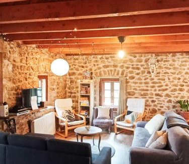 Saint-Antheme Appartement | Le Chalet des Forêts Enchantées
