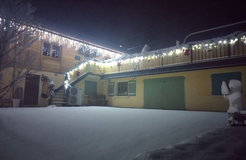 Brizon Chalet De Ski | Le Châlet du petit ours polaire. pour tous vos moments entre amis ou en famille