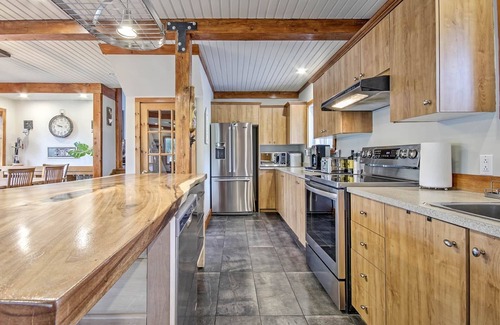 Saint-Jean-de-Matha Chalet De Ski | Le Chalet Jaune - Mille et une activités