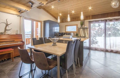 Flumet Chalet De Ski | *Le Chalet J* été 8 voyageurs / hiver 6 voyageurs