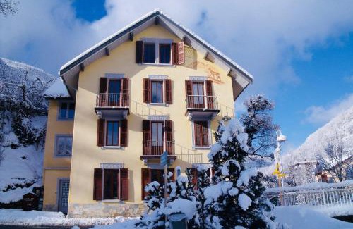 Brides-les-Bains Chalet De Ski | Le Chalet Joly