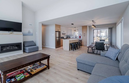 Adstock Chalet De Ski | Le Chalet Le Trio, Adstock