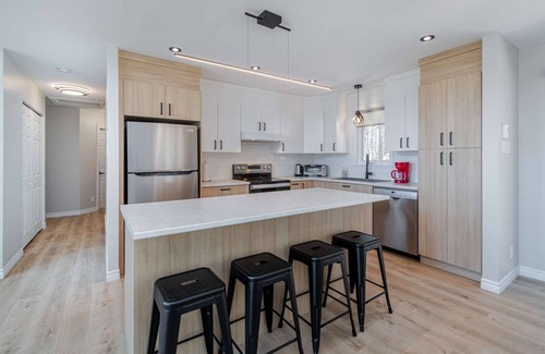 Adstock Chalet De Ski | Le Chalet Le Trio, Adstock