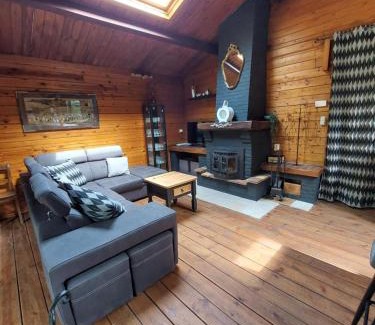 Barbencon Chalet De Ski | Le Chalet Loriquet