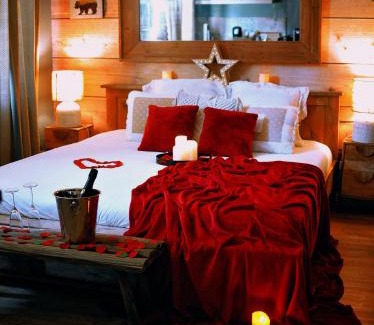 Evreux Appartement | Le Chalet romantique en montagne, SPA, Écran cinéma, Lit king size, day use, 5min centre