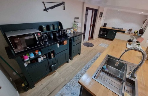 La Plaine des Cafres Chalet De Ski | Le Chalet du Badamier Blanc avec Jaccuzzi
