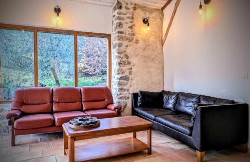 Montjoie-en-Couserans Maison | Le Champ des Grenouilles - gîte écologique à la ferme