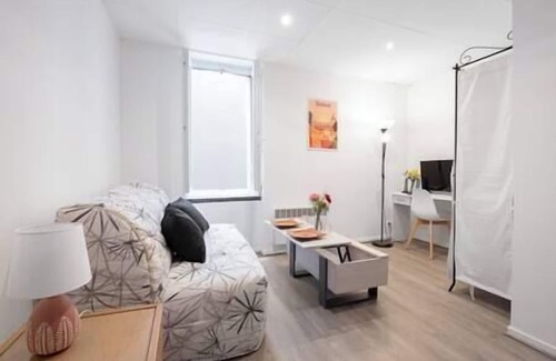 Marengo - Jolimont Appartement | Le Champs Elysées - à 2 pas de la gare, Le Champs Elysées - à 2 pas de la gare