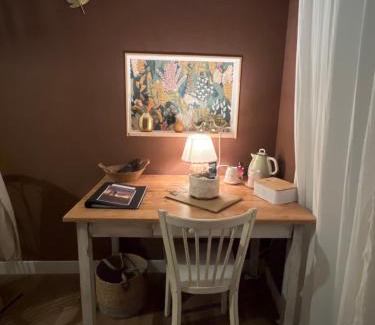 Nantheuil Lit Et Petit-Déjeuner | Le Chant Des Roseaux