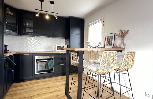 Soupetard Appartement | Le Charmant, Lumineux & calme - 2p/Parking/Balcon