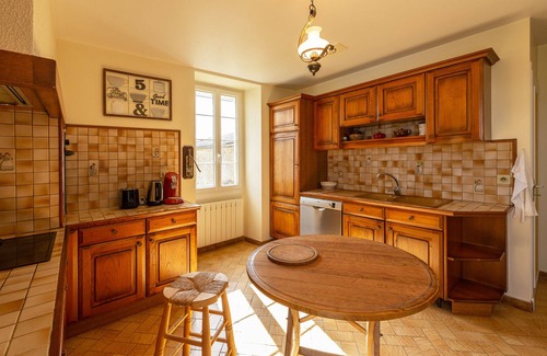 Saint-Vincent-Rive-d'Olt Maison | Le Clos du Prince, Maison de campagne avec piscine privé et jardin clos, idéal pour familles !