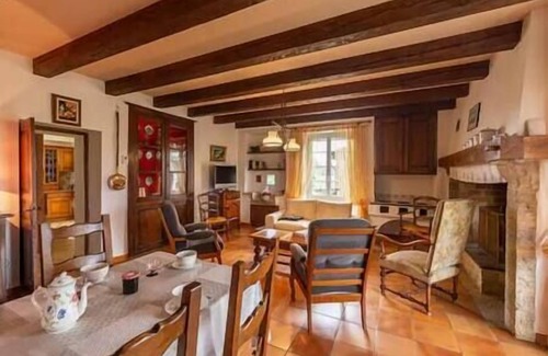 Saint-Vincent-Rive-d'Olt Maison | Le Clos du Prince, Maison de campagne avec piscine privé et jardin clos, idéal pour familles !