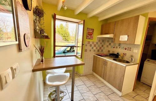 Renage Appartement | Le Clocher, Studio duplex avec clim