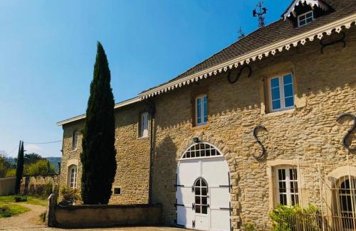 Cremieu Lit Et Petit-Déjeuner | Le Clos Ayanna