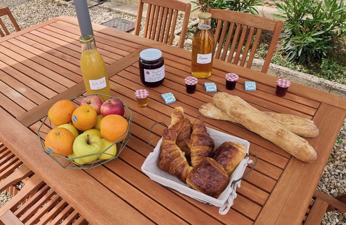 Ladoix-Serrigny Maison | Le Clos de la Côte-d'Or Gîte 4 Etoiles situé à Ladoix-Serrigny, proche de Beaune