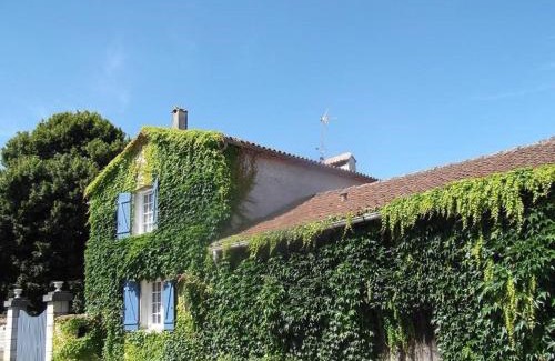 Vouthon Lit Et Petit-Déjeuner | Le Clos de la Font Queroy