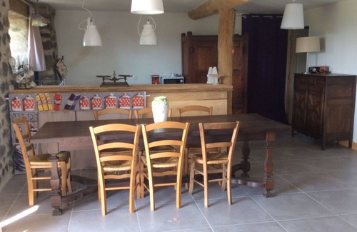 Arlempdes Lit Et Petit-Déjeuner | Le Clos de Masclaux