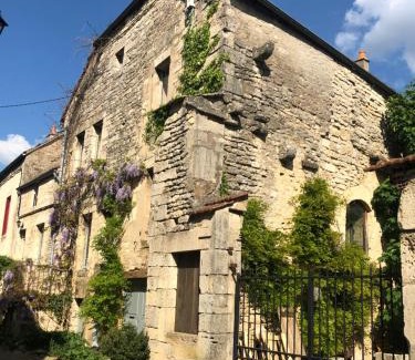 Flavigny-sur-Ozerain Maison | Le Clos de Melanie