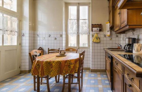 Tanlay Maison | Le Clos de Tweed