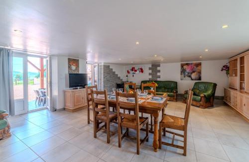 Regny Appartement | Le Clos de Verpierre - Appart avec Jardin