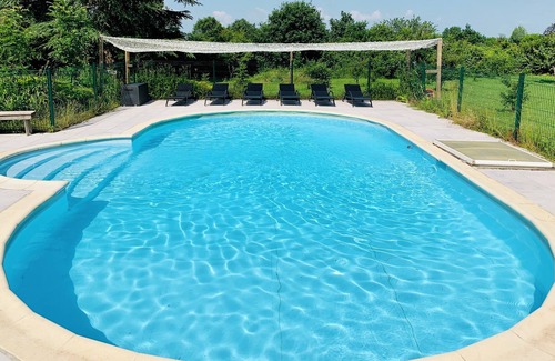 Marcollin Maison | Le Clos des Collières - 15 Couchages - 5 Chambres - Piscine & Parc privés