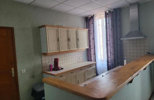 Bourg-de-Thizy Hôtel | Le Clos Fleuri