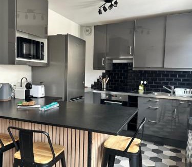 Arpajon Appartement | Le cocon Parking privé Centre ville Gare