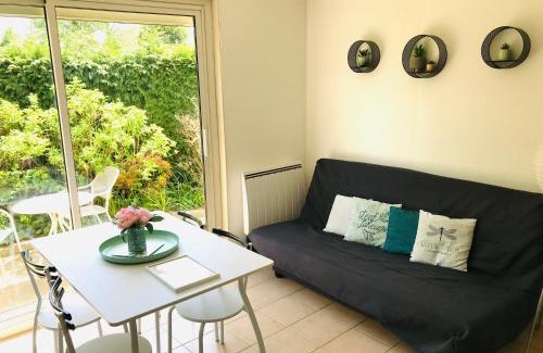 Liffre Appartement | LE COCON - Terrasse - Lumineux - Proche RENNES