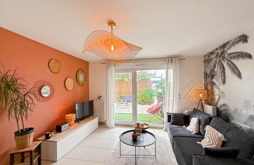 La Meziere Appartement | Le Cocon - Terrasse & Parking - Calme