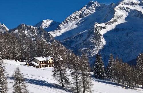Brusson Maison | Le Coin des Mélèzes - NATURE & TREK - camere in baita di montagna