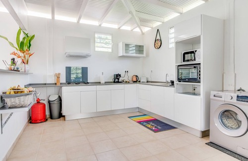 Le Morne-Vert Appartement | Le Colibri Vert - Vue sur Les Pitons du Morne Vert