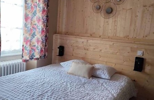 Corcieux Hôtel | Le commerce d'Ophelie