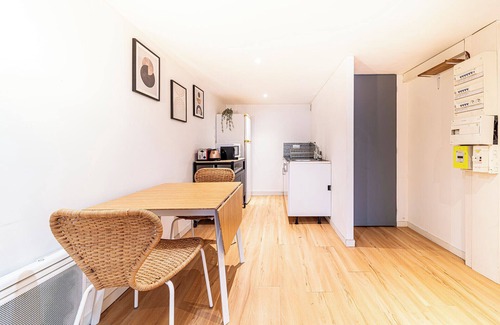6th Arrondissement Appartement | Le Cosmo - Cosy appart 2 pers-Brotteaux-Métro B