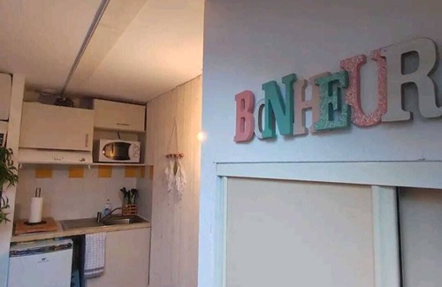 Guzet Neige Appartement | Le Cosy Fleuri et ses atouts chaleureux 🌸, Le Cosy Fleuri