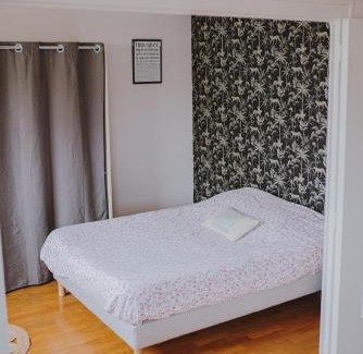 Faubourg-Raines Appartement | Le Côte Ouest - 2 Bedroom Apartment with Garage
