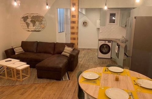 Clou Bouchet Appartement | Le Côté Rétro Centre Ville- 2mn gare et hyper centre( idéal Familles, Business)